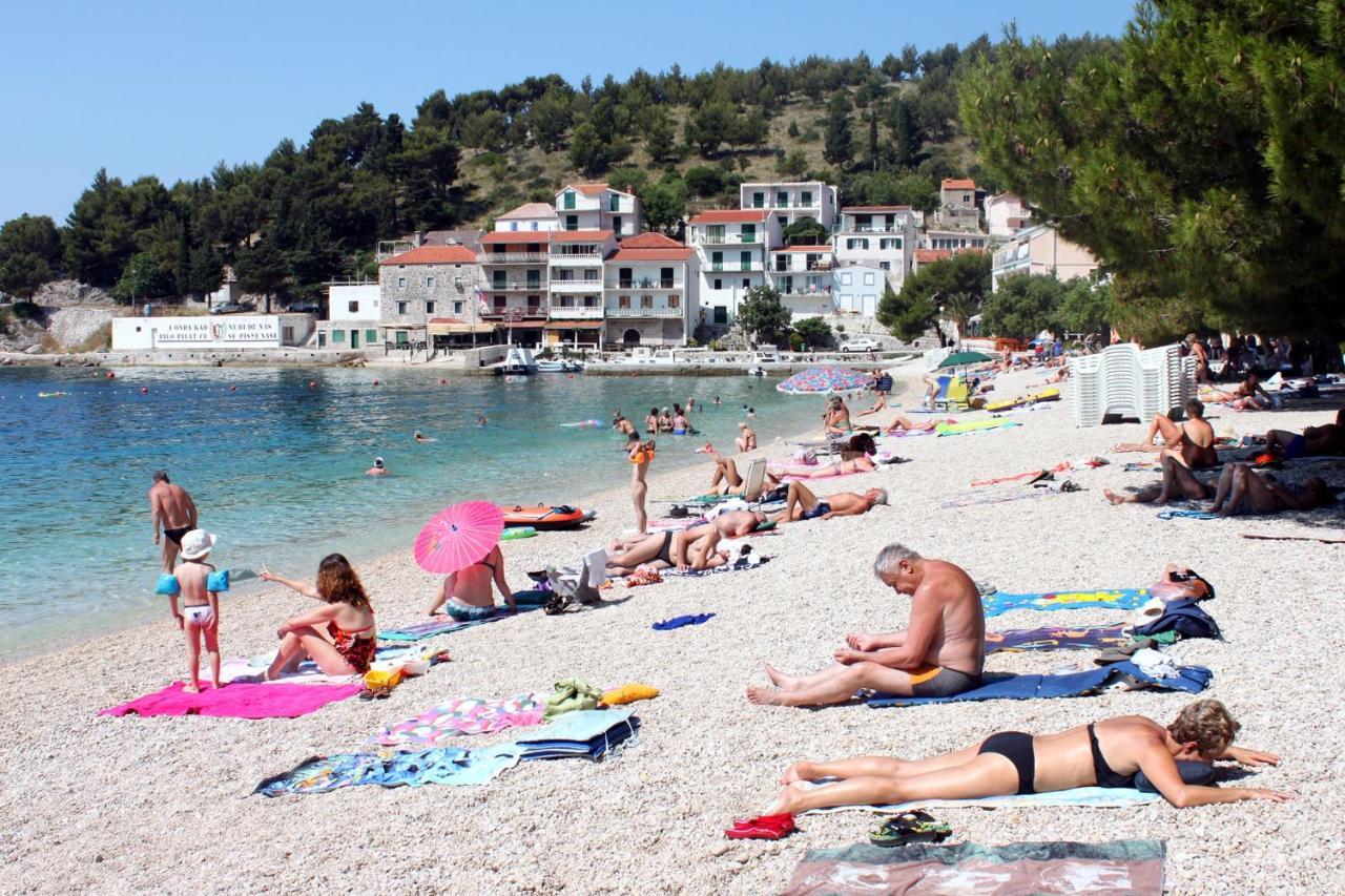 Apartments By The Sea Drvenik Donja Vala, Makarska - 6658 Екстериор снимка