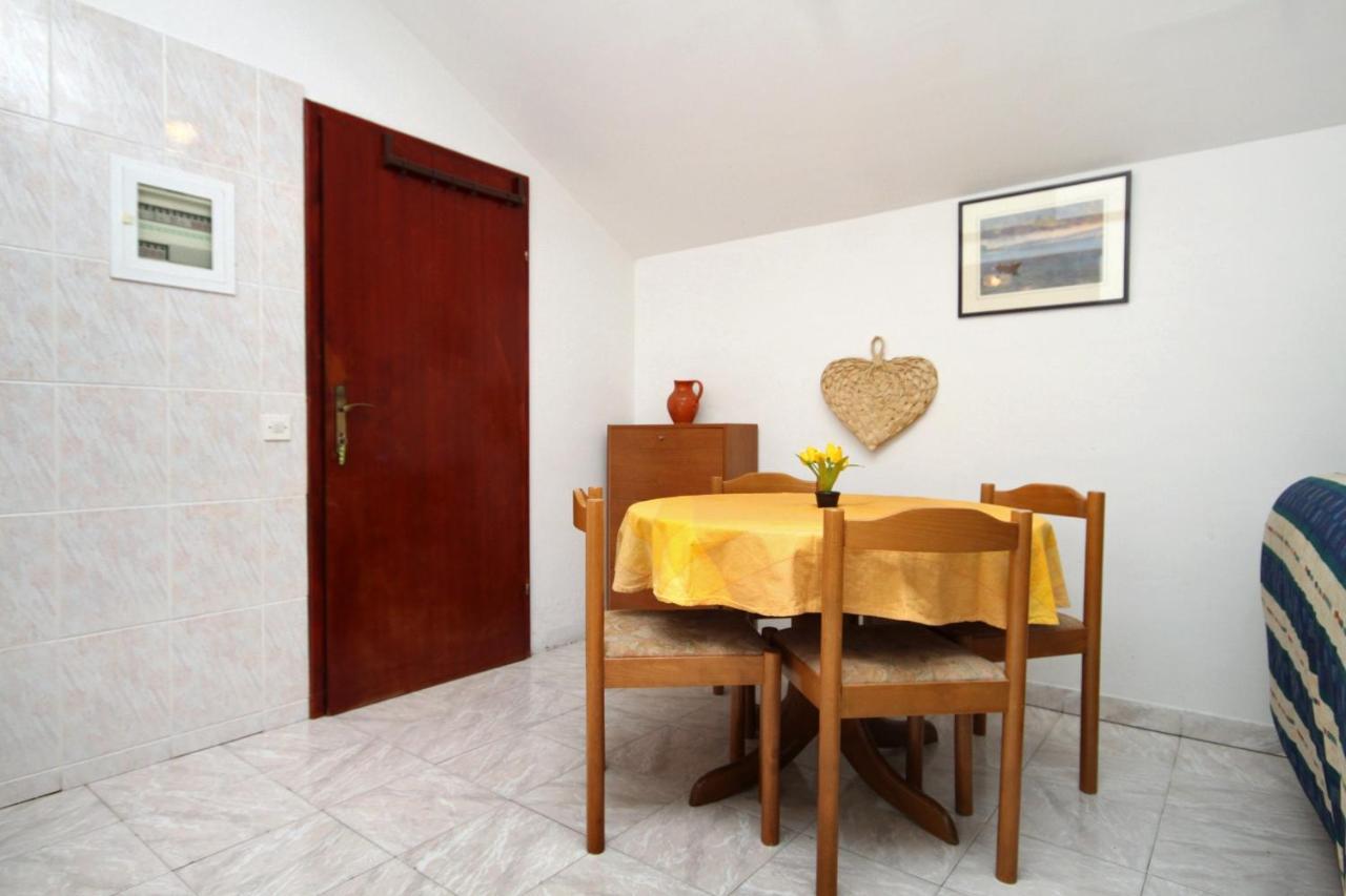 Apartments By The Sea Drvenik Donja Vala, Makarska - 6658 Екстериор снимка